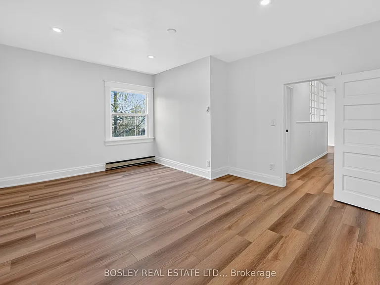 215 King St #2 — Photo 9