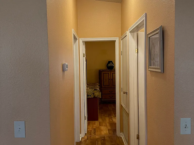 1234 E Schwartz Blvd — Photo 12