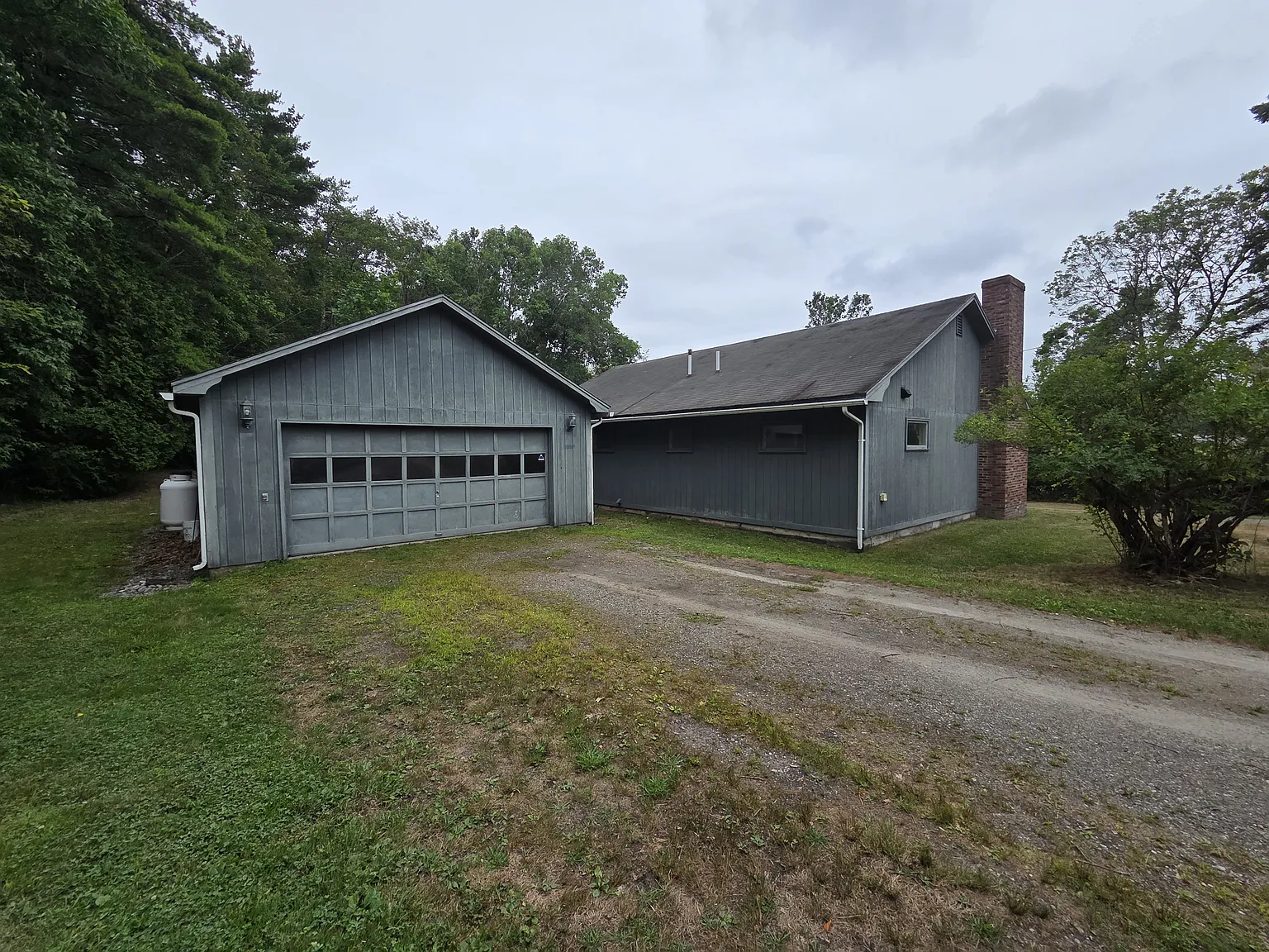 2 bed, 1300 sqft, $3,300 — Photo 2