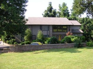 12107 Red Oak Dr #2055, Fayetteville, AR 72704
