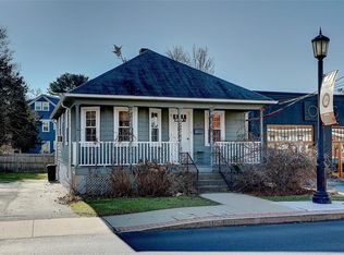 34 Maple Ave, Barrington, RI 02806