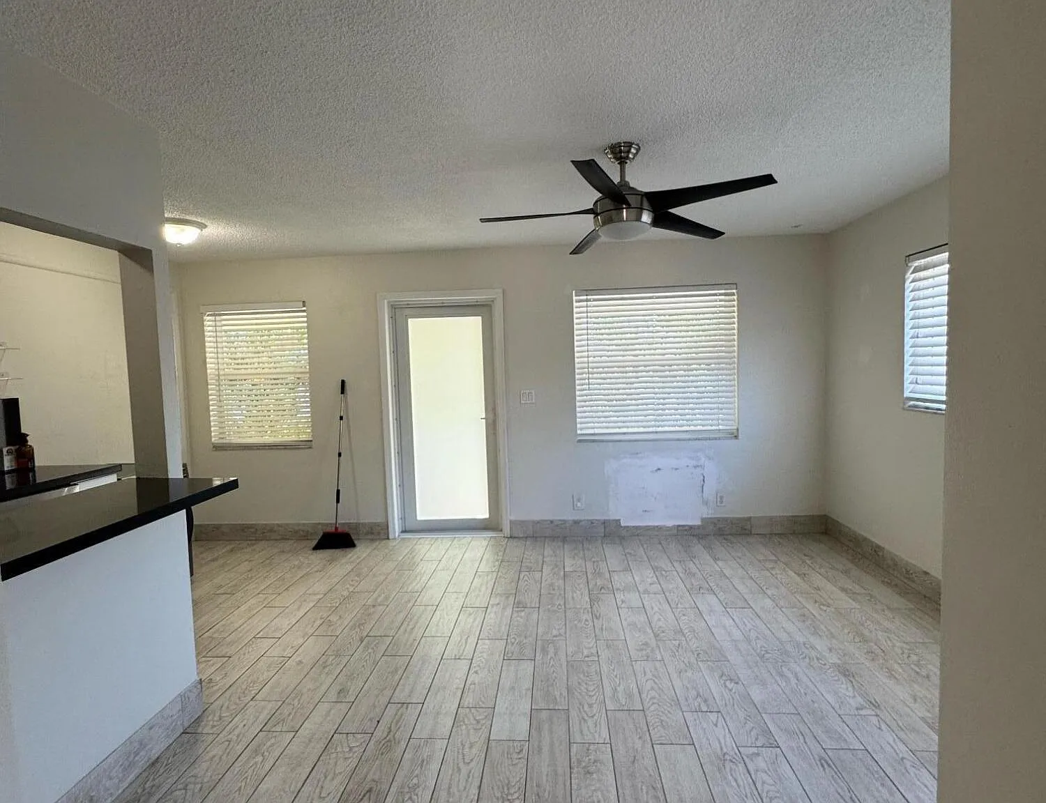 1 bed, 1.0 bath, 620 sqft, $1,600 — Photo 3
