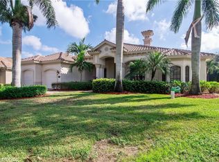 934 Tivoli Ct, Naples, FL 34104