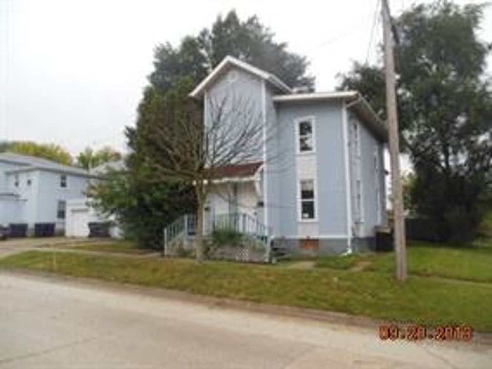 1st image of 212-214 McKinley St #212