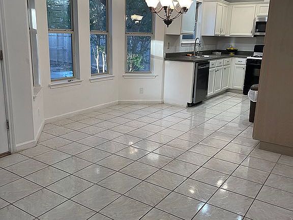 3rd image of 507 Morning Dove Dr