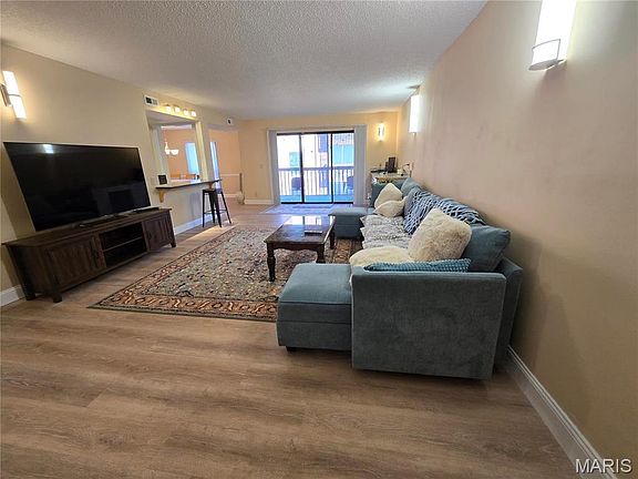 3rd image of 564 Sarah Ln APT 307