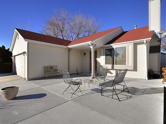 4th image of 17609 Snowberry Way