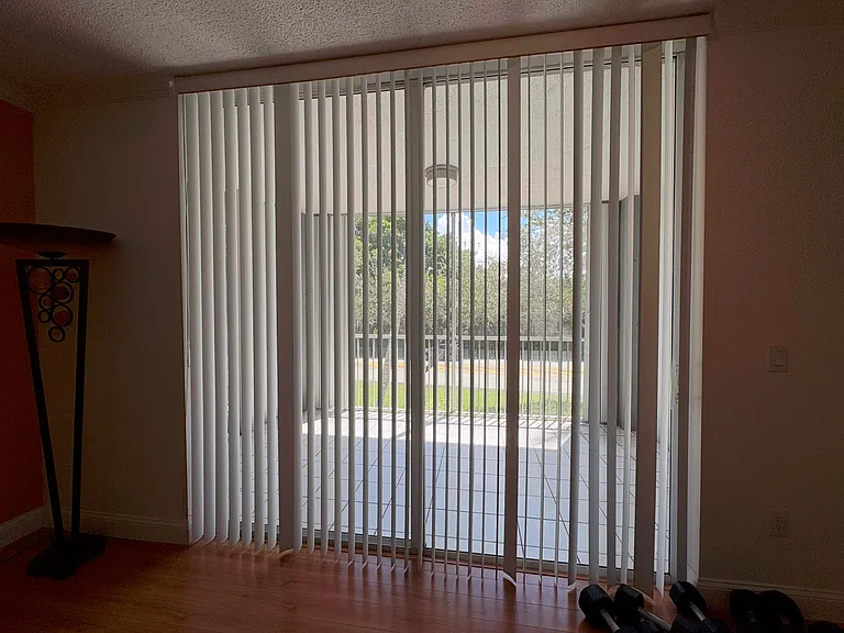 9725 NW 52nd St #211 — Photo 5