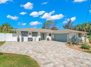 106 Midway Is, Clearwater, FL 33767