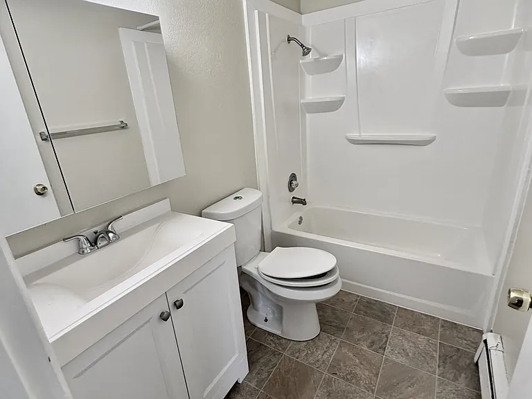 821 N Hoyt St #4 — Photo 9