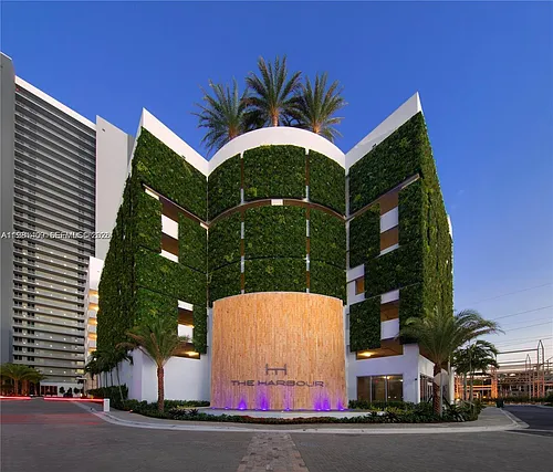 16385 Biscayne Blvd #1120 Photo 1