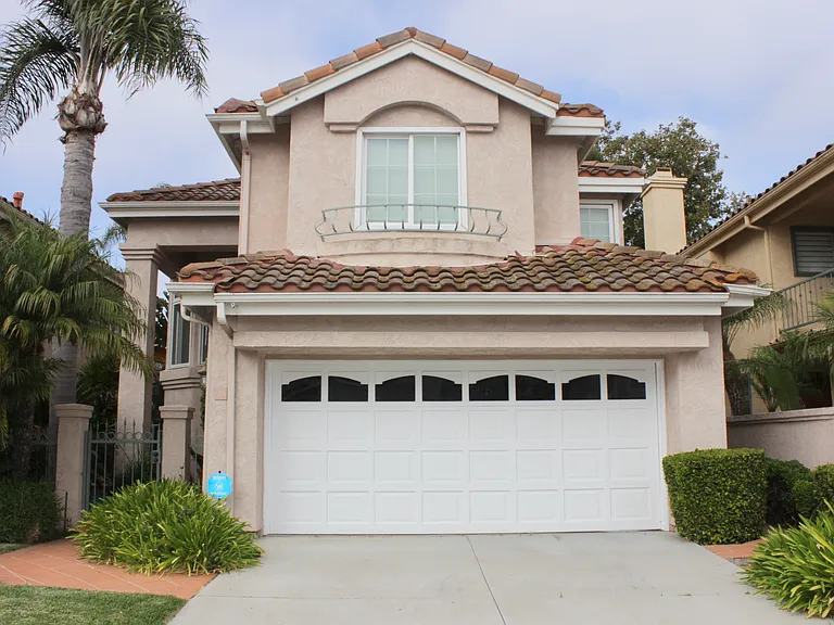 26 San Raphael — Photo 1
