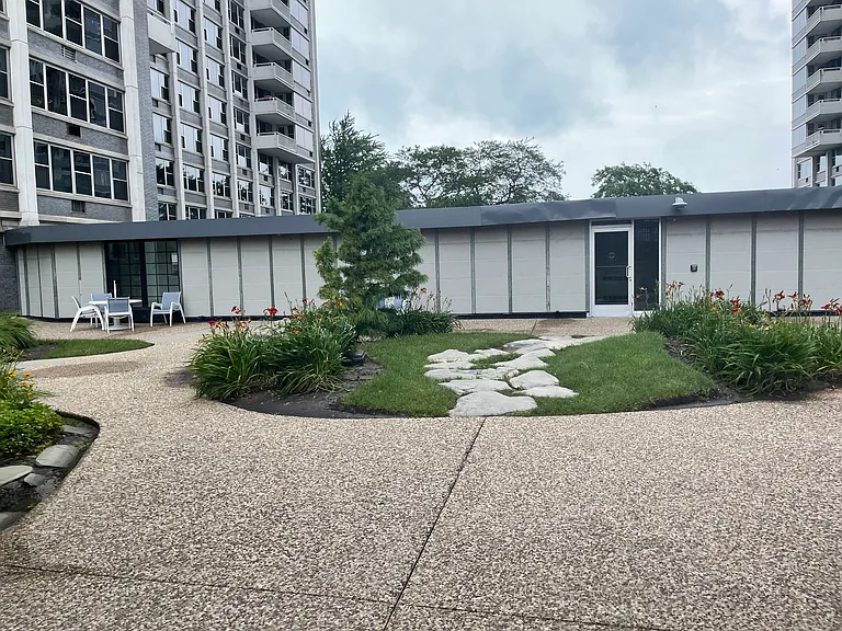 4250 N Marine Dr #1003 — Photo 32