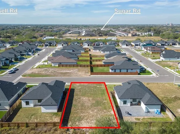 2316 N Revolution St, Edinburg, TX 78541