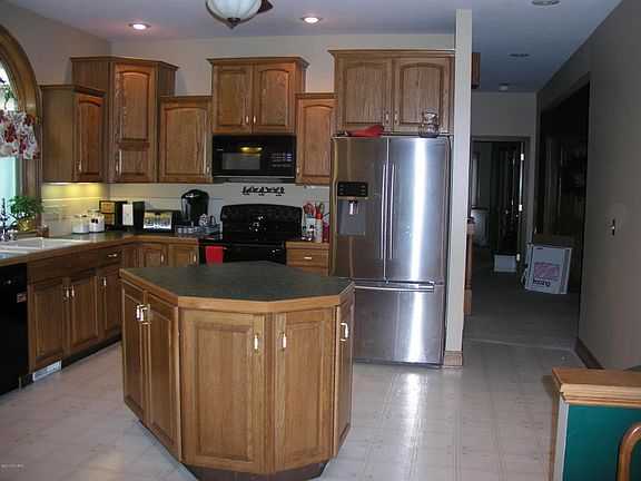 2nd image of 249 River Pine Dr