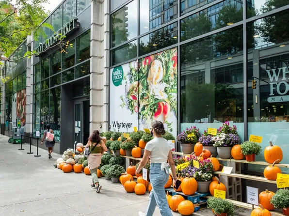 750 Columbus Avenue image 48 of 61