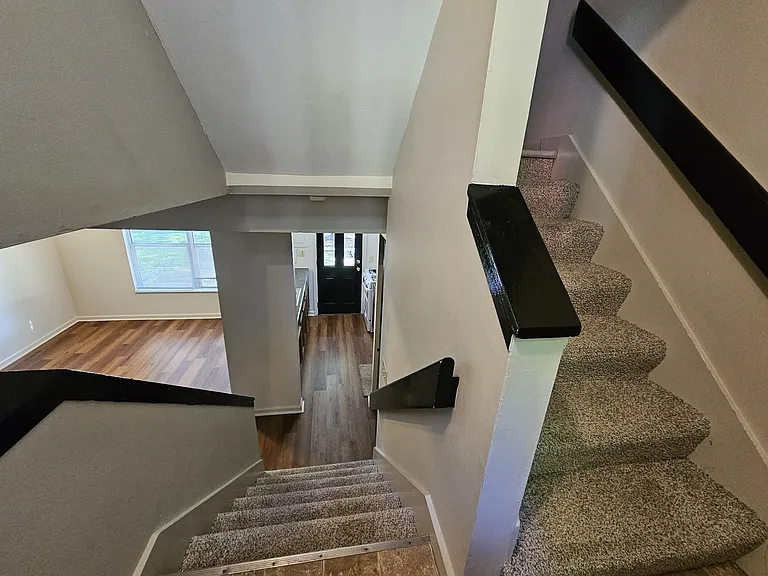 923 Lami St — Photo 1