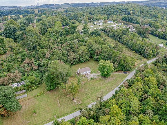 4th image of 348 Skyline Dr