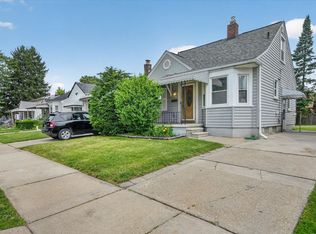 2090 Cicotte Ave, Lincoln Park, MI 48146