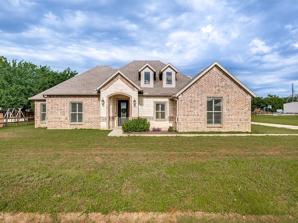 1st image of 444 Ben Boyd Rd