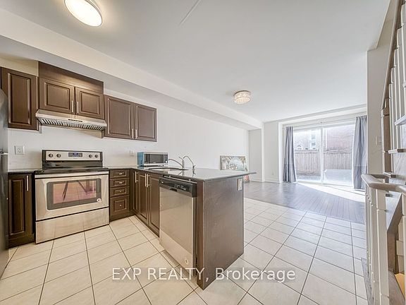 4th image of 33 Karl Williams Ln