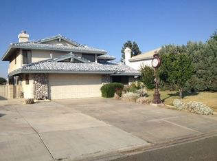 18244 Harbor Dr, Victorville, CA 92395