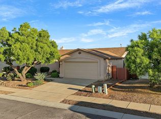 10131 E Hummingbird Meadow Way, Tucson, AZ 85747