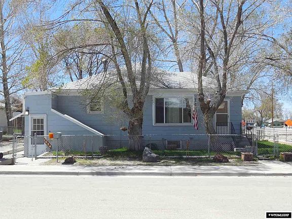 2nd image of 1024 4th Ave W