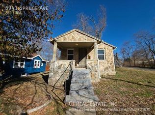 6941 Spruce Ave, Kansas City, MO 64132