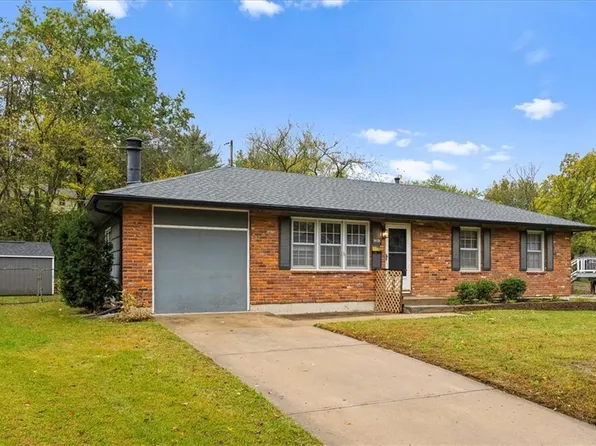 5026 Hawthorne Ave, Kansas City, MO 64133