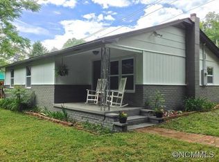 75 Dawnview Dr, Whittier, NC 28789