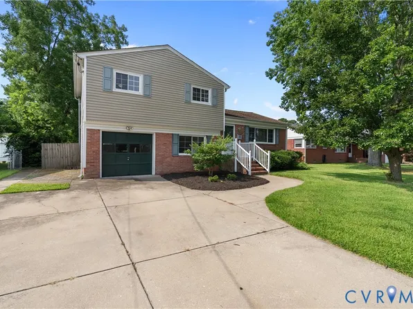 16 Bonneville Dr, Hampton, VA 23664