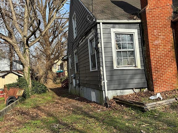 3rd image of 210 Zollicoffer Ave