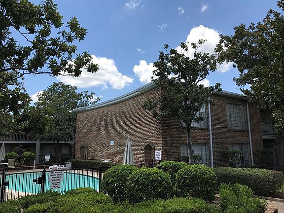 2nd image of 2201-2201 Fountain View Dr #41F-41