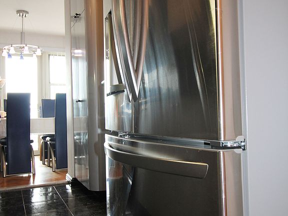 3rd image of 2940 W 5th St APT 20-C