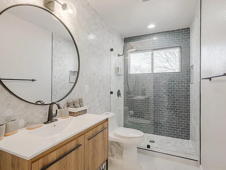 2620 Bordeaux Dr — Photo 34