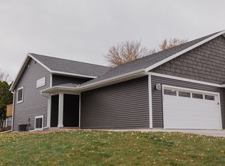 201 14th Ave N, Onalaska, WI 54650