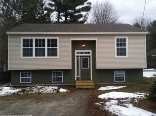 118 Gill St, Auburn, ME 04210