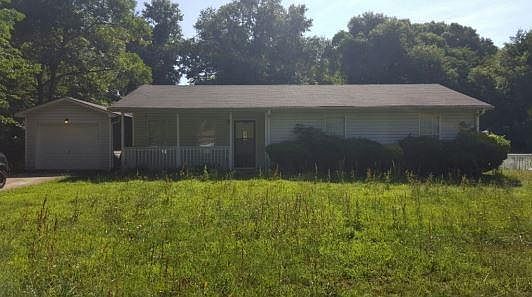 2nd image of 2692 Cagle St