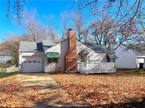 4853 NE Davidson Rd, Kansas City, MO 64118