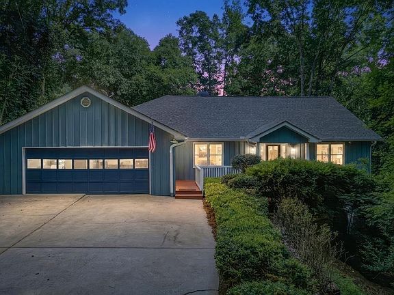 2nd image of 8170 Old Mill Dr