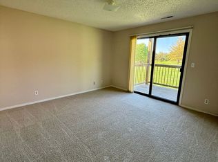 5515 S 31st St APT 9, Lincoln, NE 68516