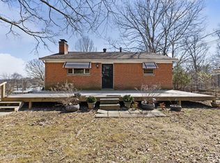 628 N Lakeview Dr, Louisville, KY 40229