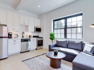 712 G St SE #201, Washington, DC 20003