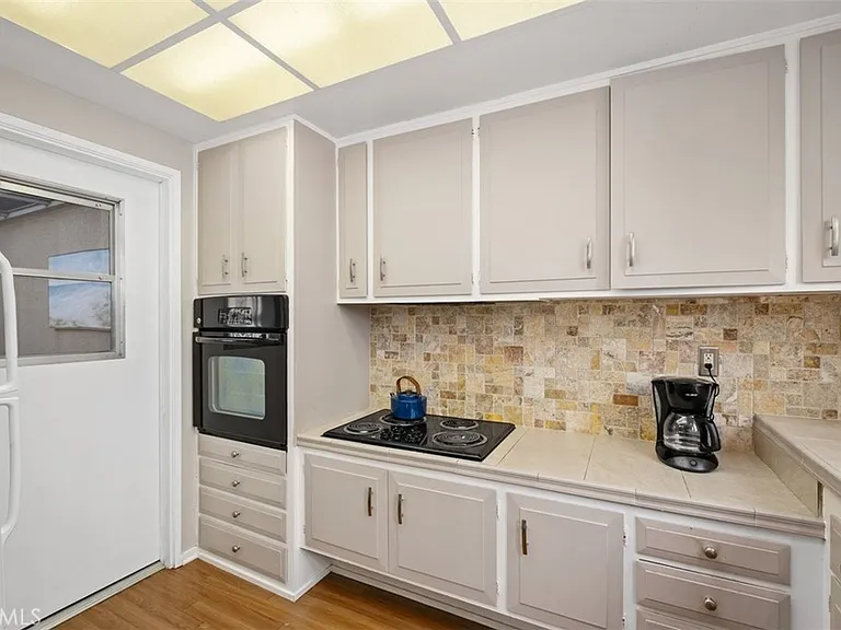 420 Avenue Castilla #B — Photo 12