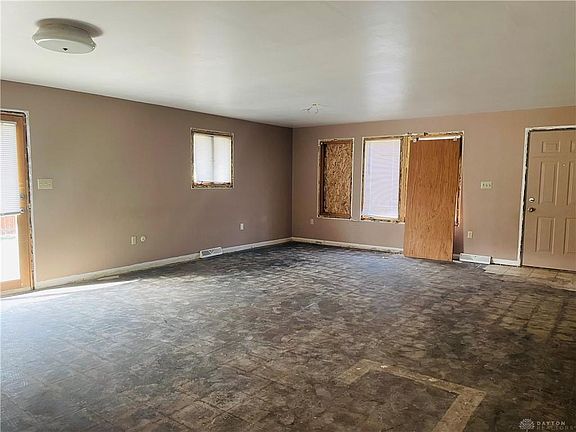 5th image of 2700 Horstman Dr