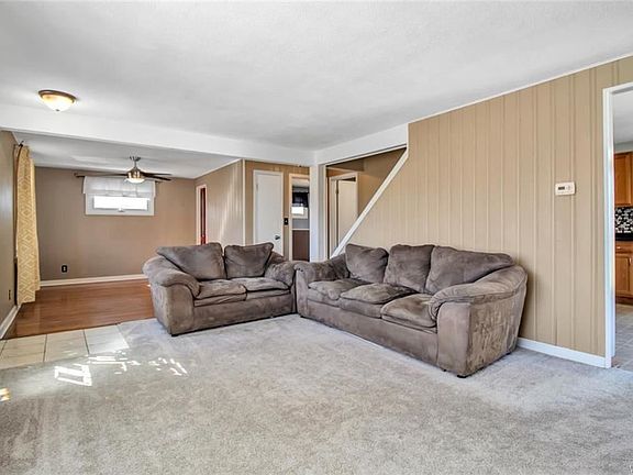 5th image of 5 Leahy Ct