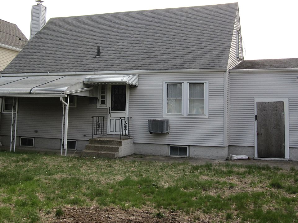2nd image of 111 Linden Blvd