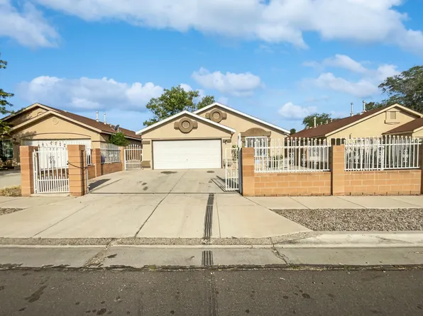 2315 Desert Springs Dr SW, Albuquerque, NM 87121