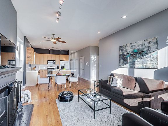 5th image of 4346 N Ashland Ave APT 3S